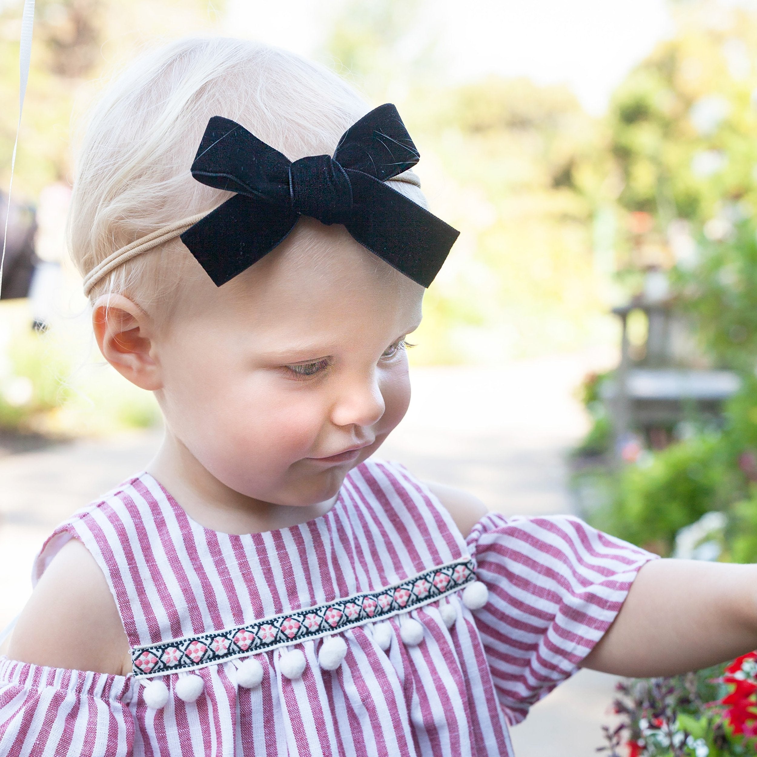 Ivory Velvet Bow - Baby and Toddler Headband (1 inch Ribbon)